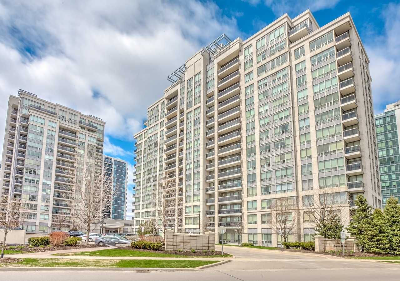 50 Disera Dr & 60 Disera Dr — 50 & 60 Disera Drive Condos, Thornhill